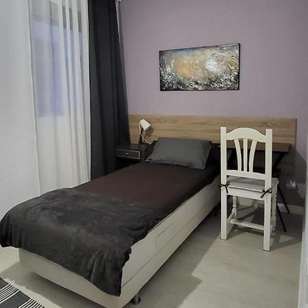 Dom Goscinny 8,3-41 Poznań Kültér fotó